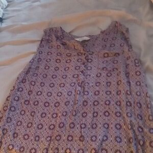 Shirt with. no sleeves